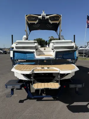 2027-mastercraft-x23-148112-image6.webp