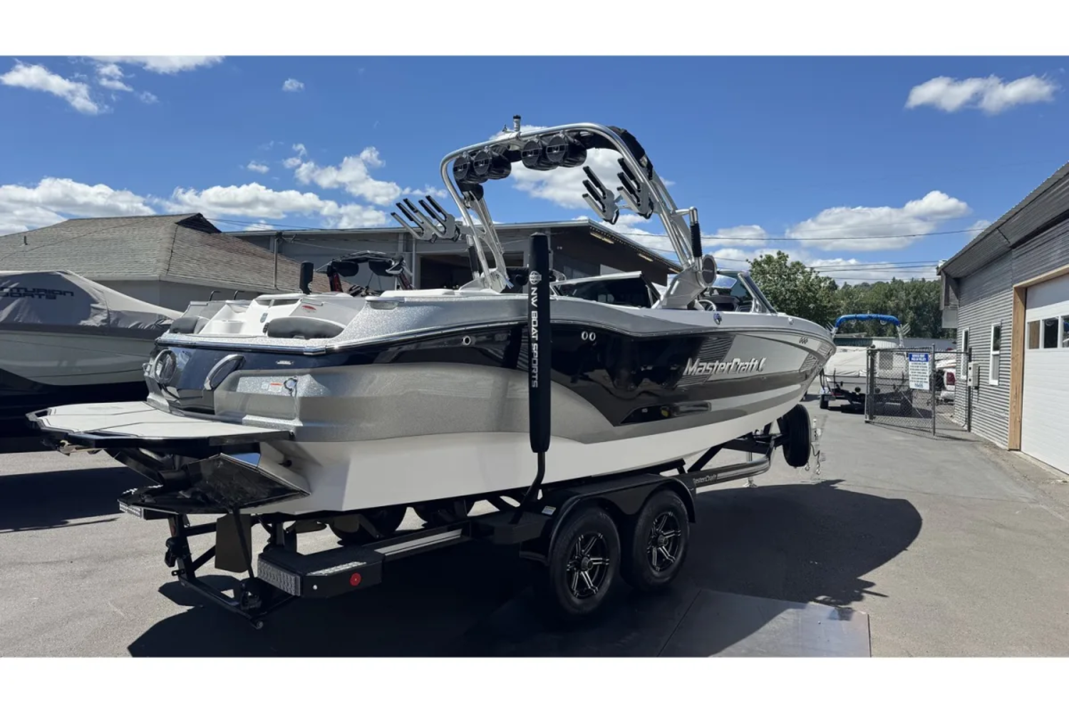 2021 MasterCraft X24