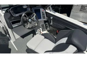 2021-mastercraft-x24-148113-image5.webp