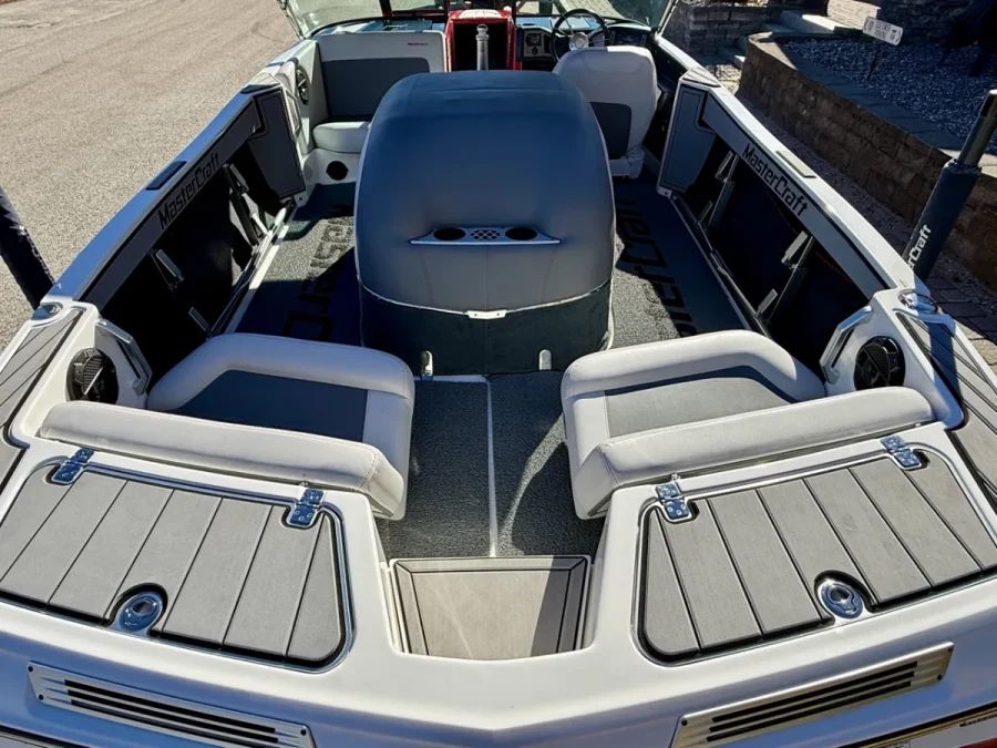 2020-mastercraft-prostar-148134-image16.webp