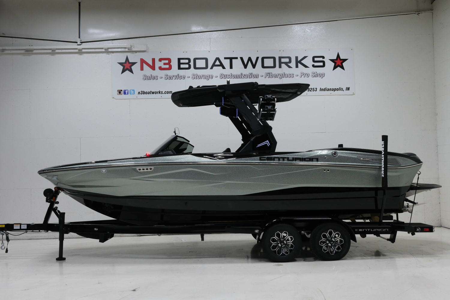 2027 Centurion NV233