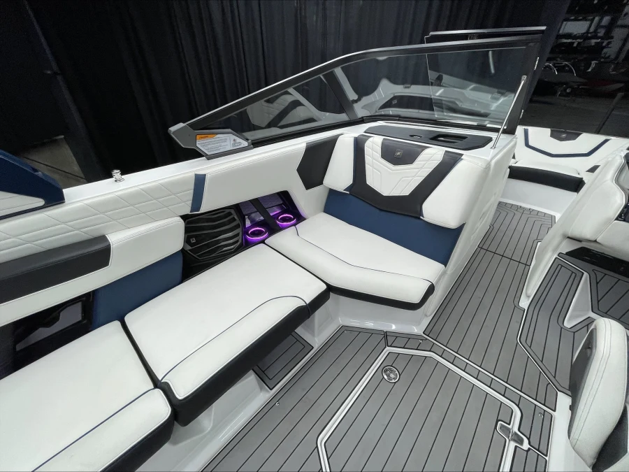 2021-nautique-g23-148159-image12