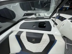 2021-nautique-g23-148159-image14