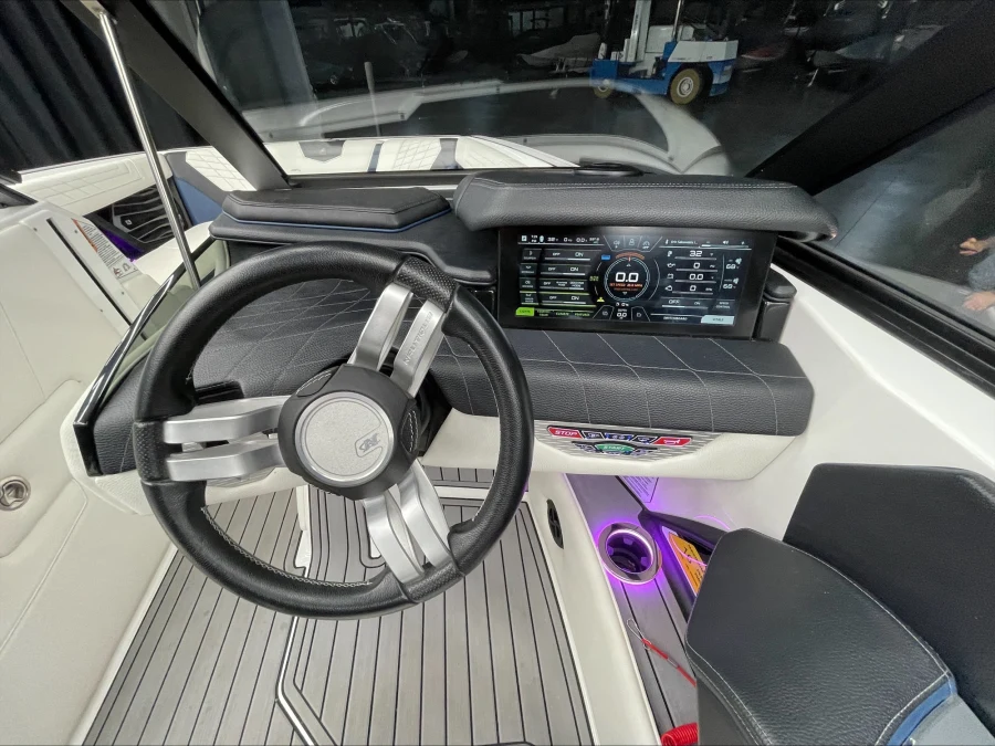 2021-nautique-g23-148159-image17