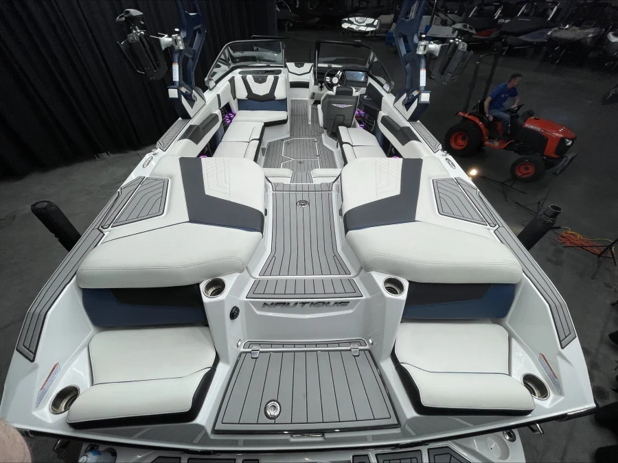 2021-nautique-g23-148159-image8