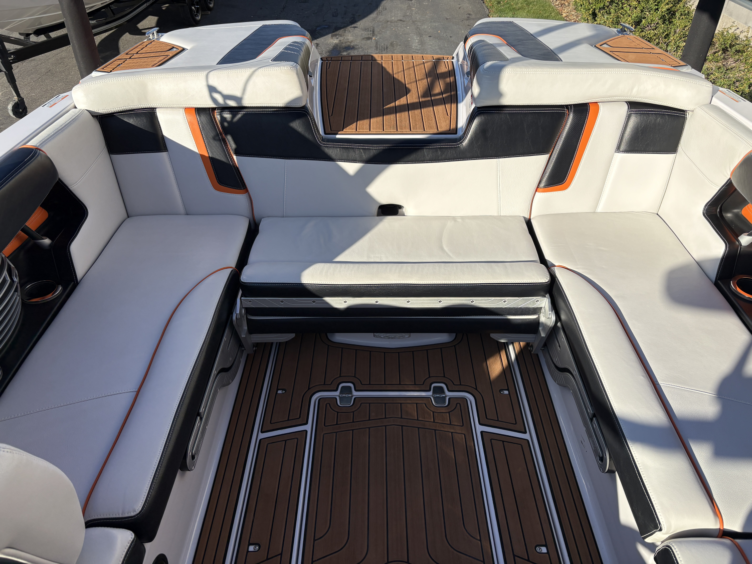 2014 Nautique G23