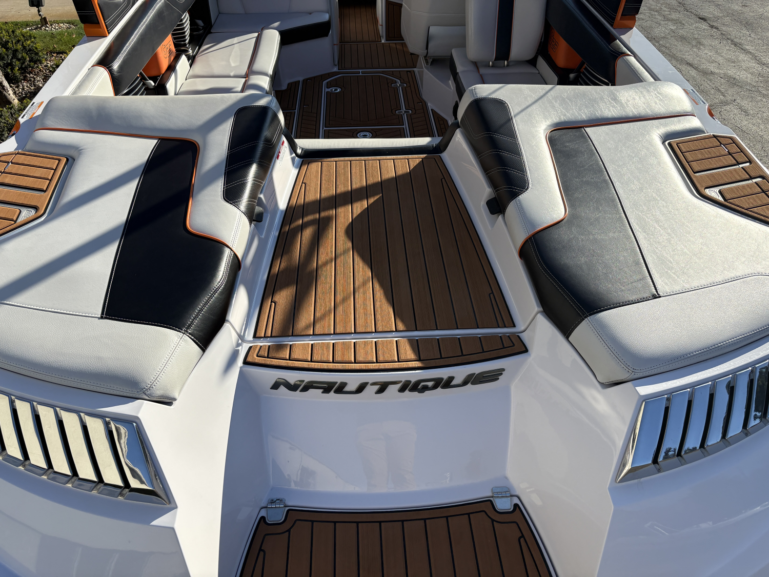 2014 Nautique G23