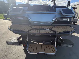 2023-mastercraft-x24-148163-image19