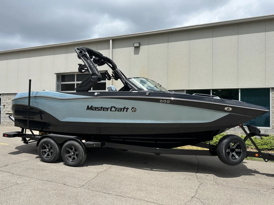 2023-mastercraft-x24-148163-image22