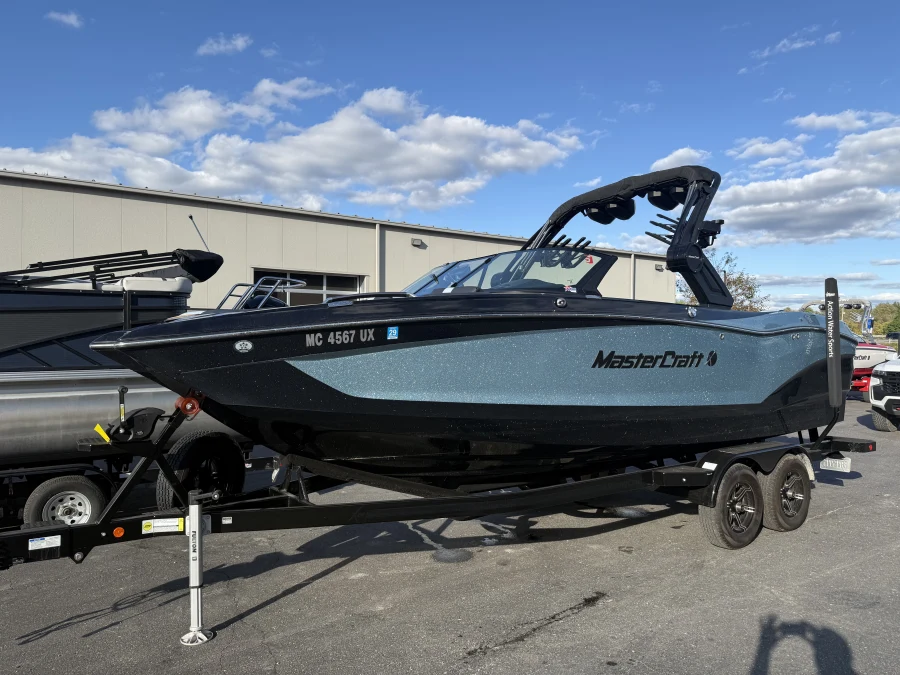 2023-mastercraft-x24-148163-image2