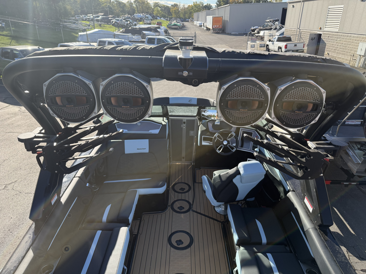 2023 MasterCraft X24