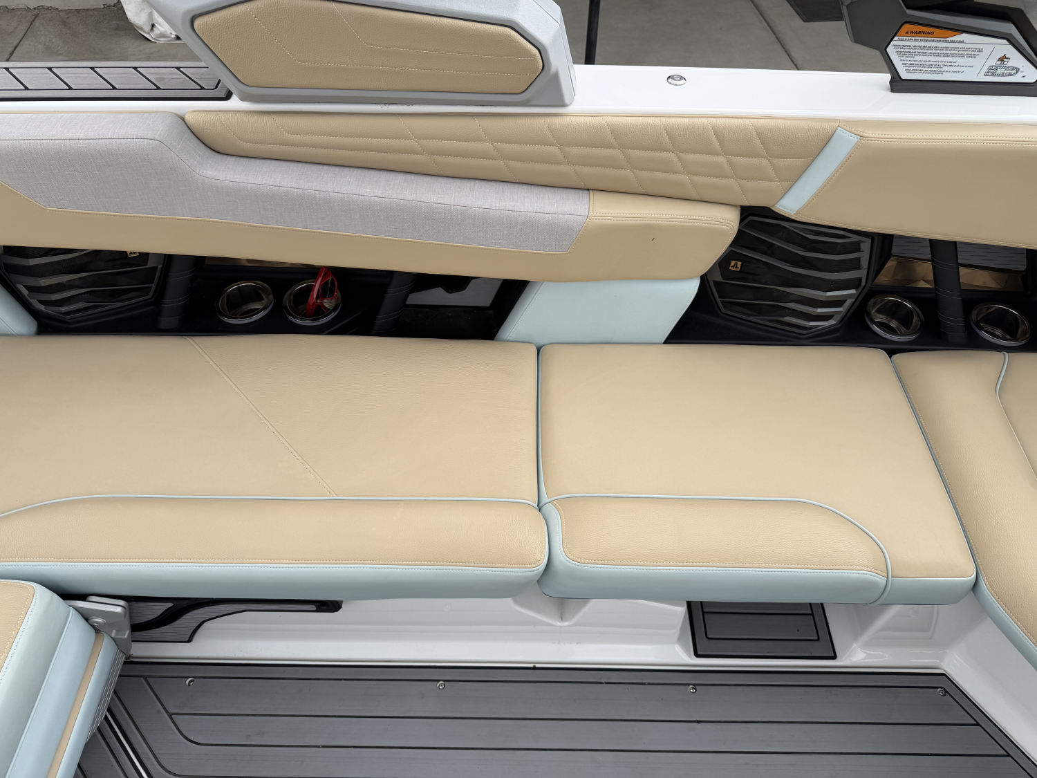 2022 Nautique G23