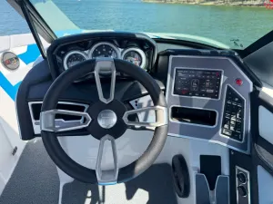 2023-mastercraft-xt23-148169-image12