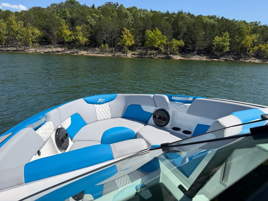 2023-mastercraft-xt23-148169-image8