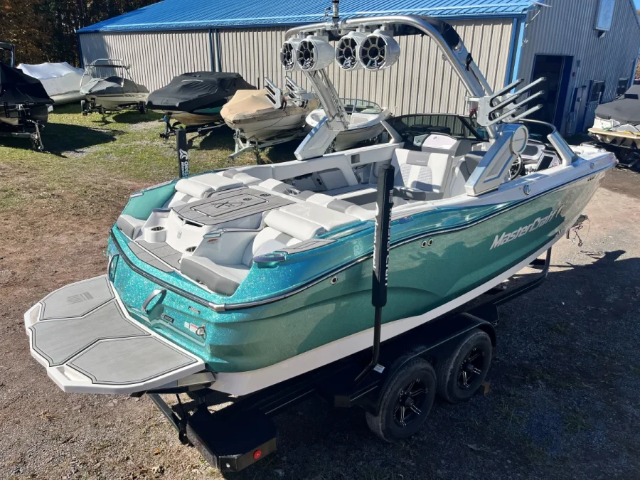 2022-mastercraft-x22-148300-image13.webp