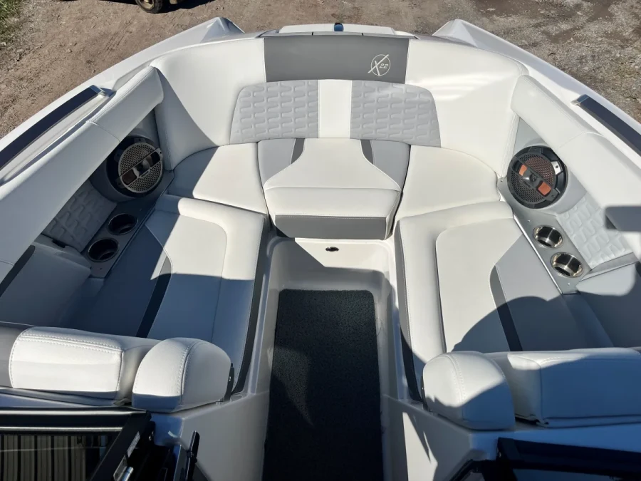 2022-mastercraft-x22-148300-image15.webp