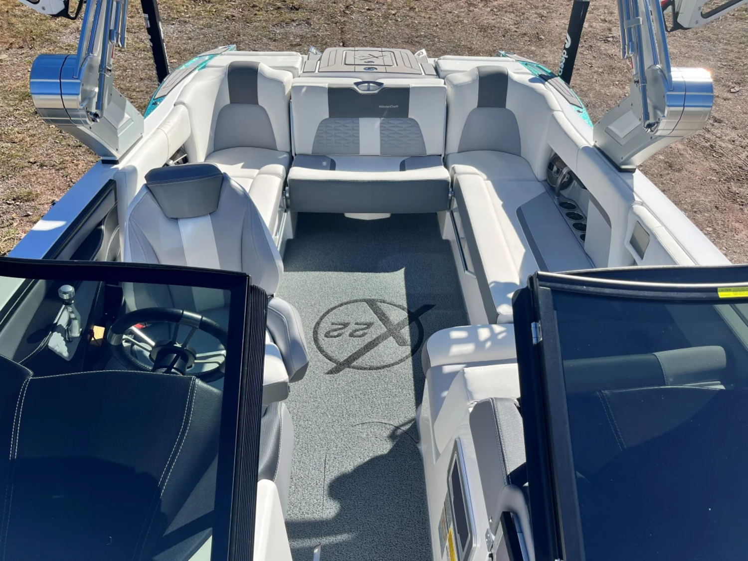 2022 MasterCraft X22