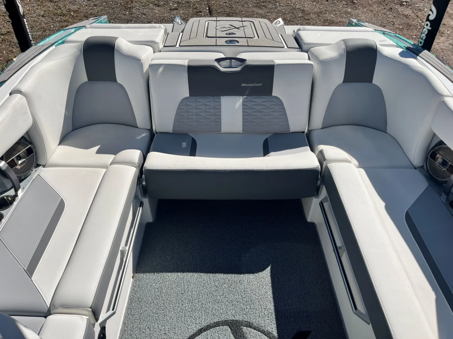 2022 MasterCraft X22