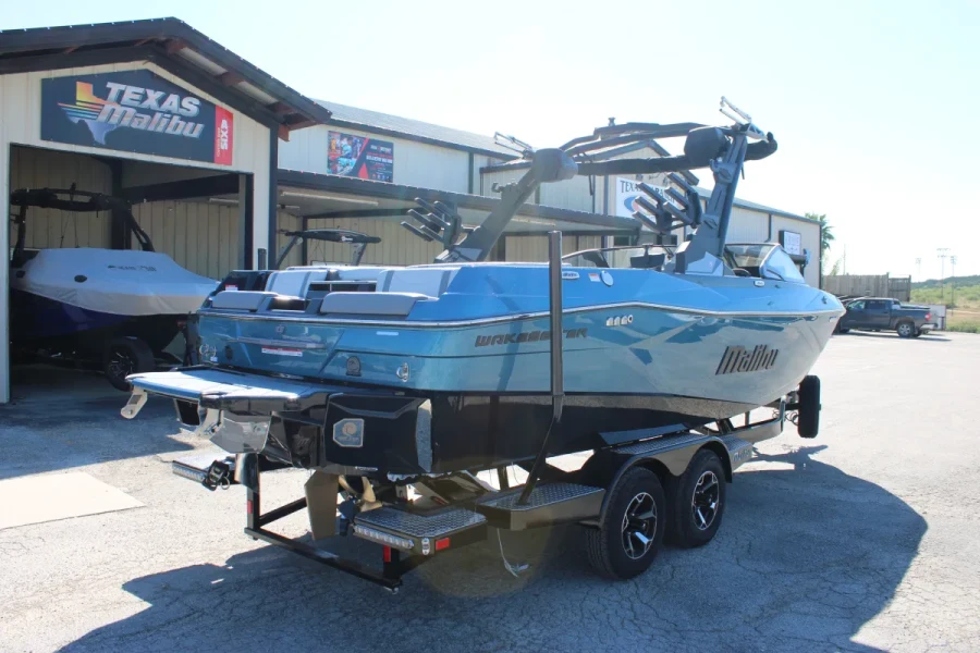 2027-malibu-wakesetter-23-lsv-148325-image6.webp