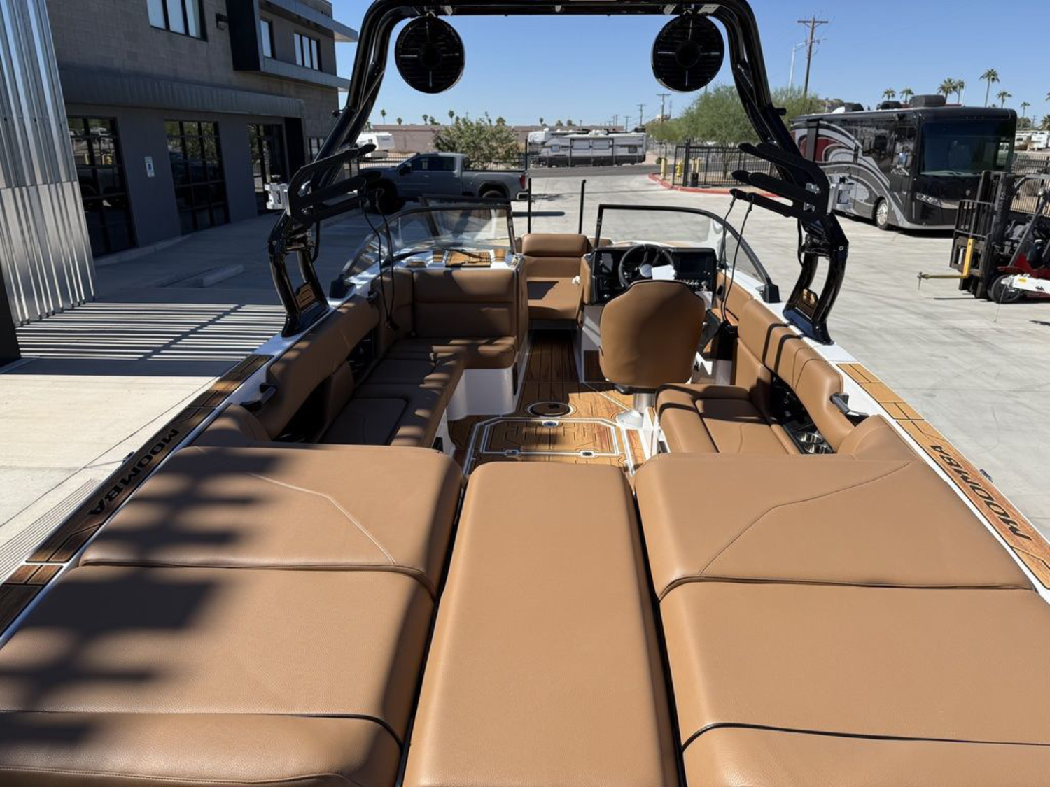 2026 MOOMBA Mojo