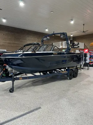 2027 Super Air Nautique GS-22 Icon