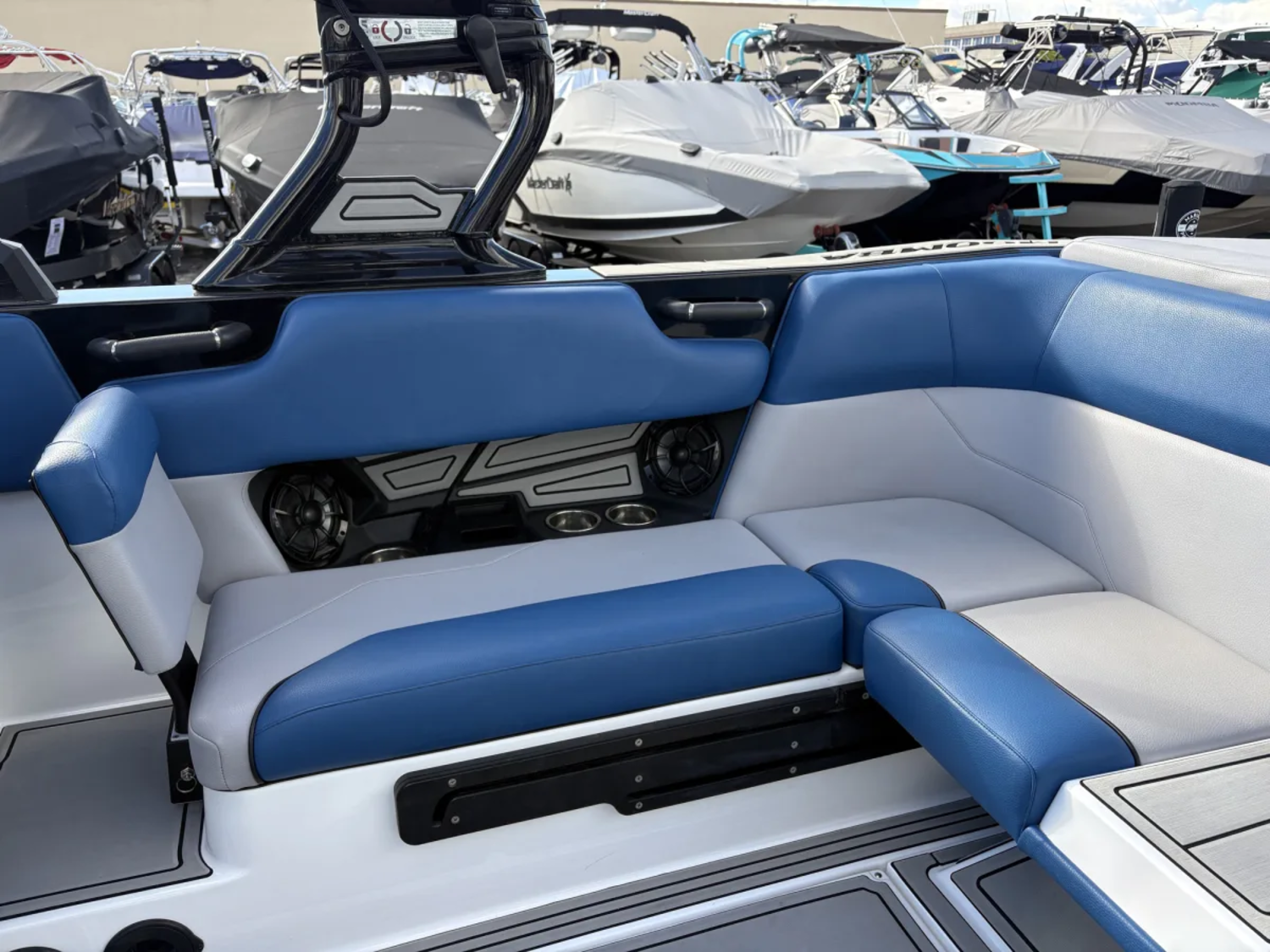 2025 23 Moomba MAX Bowrider