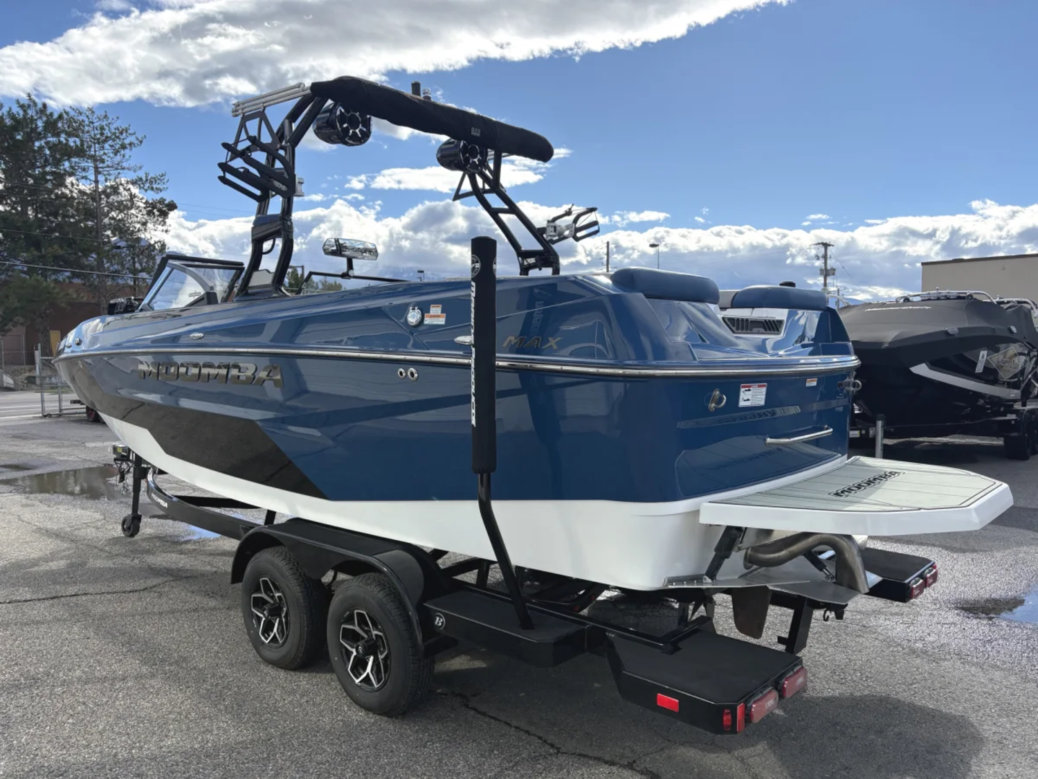 2025 23 Moomba MAX Bowrider