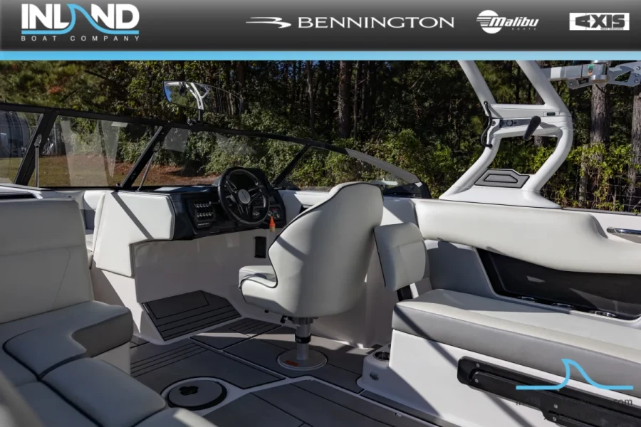2022-moomba-max-148623-image7.webp