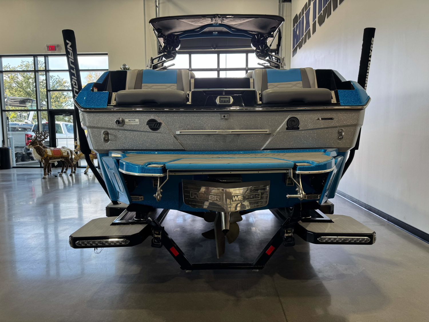 2022 Malibu Wakesetter 25 LSV