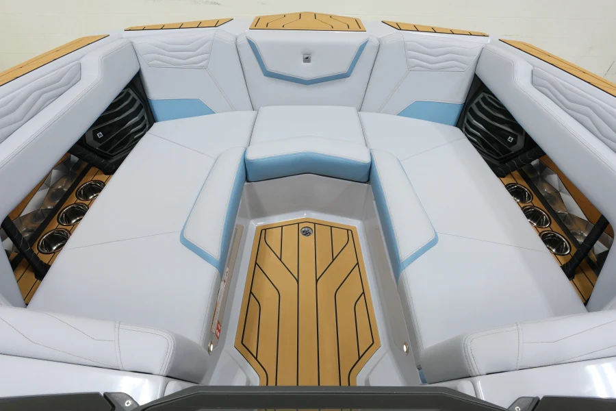 2027-nautique-g23-148633-image15