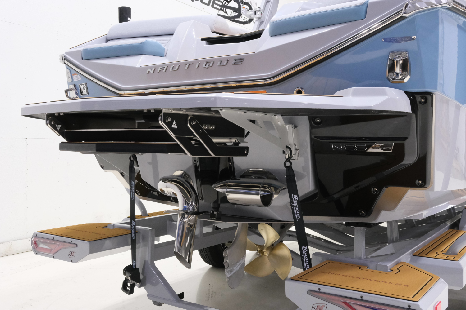 2027 Nautique G23