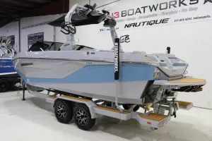 2027-nautique-g23-148633-image7