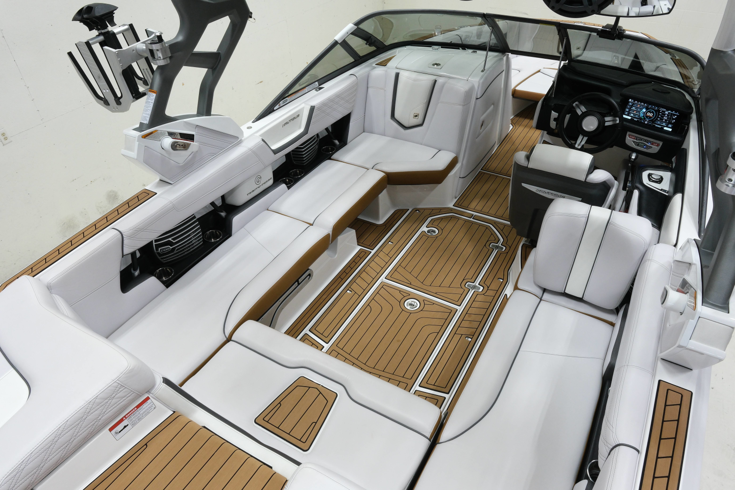 2017 Nautique G23