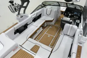 2017-nautique-g23-148634-image10