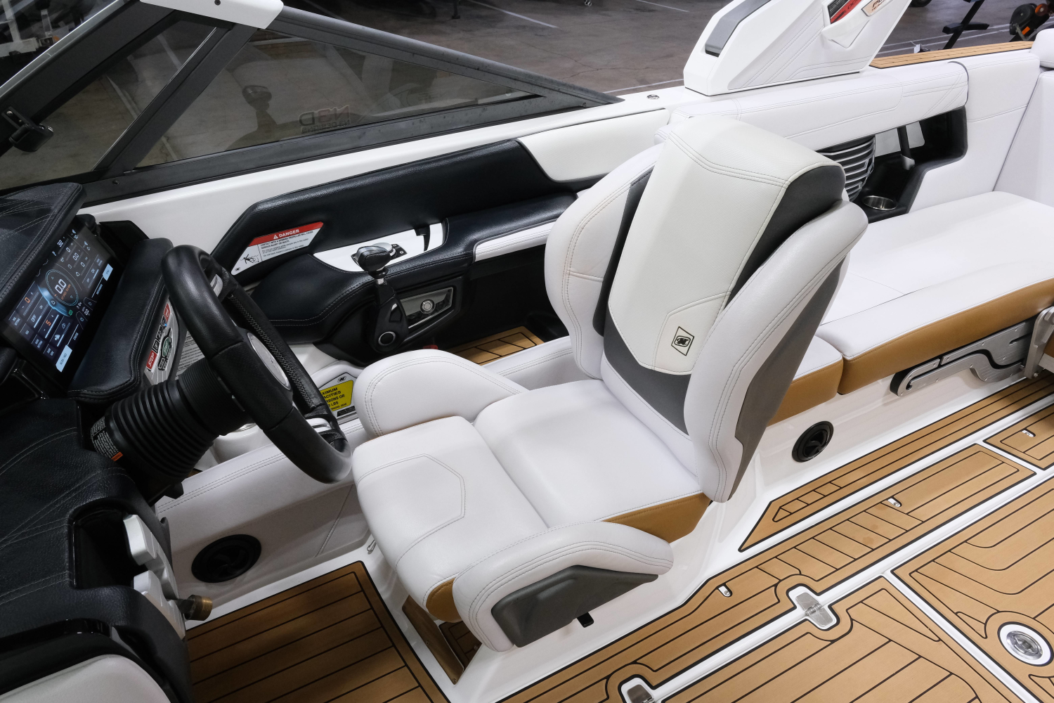 2017 Nautique G23
