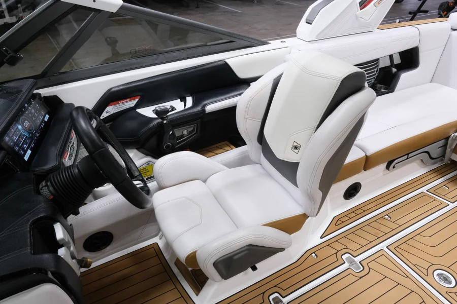 2017-nautique-g23-148634-image14
