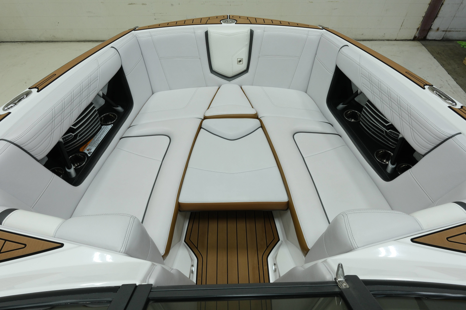 2017 Nautique G23
