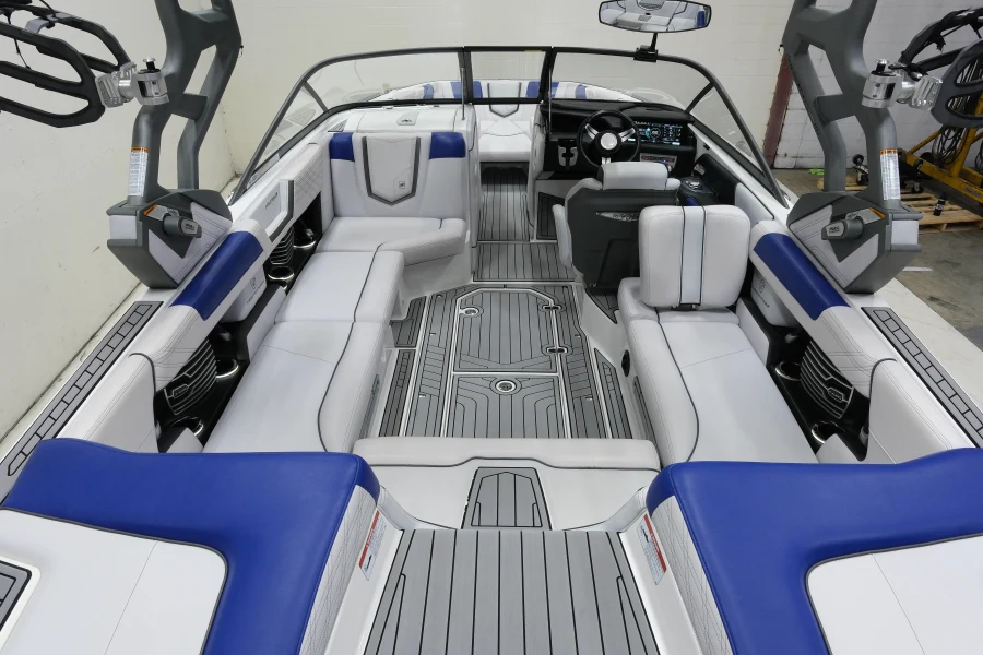 2017-nautique-g23-148635-image8