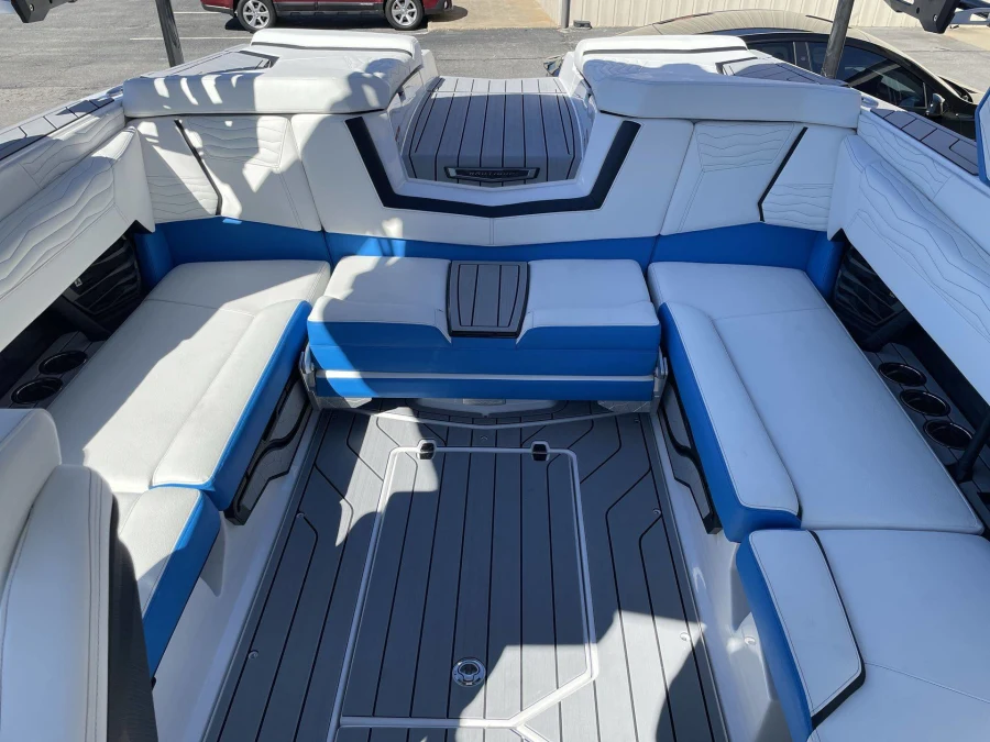 2027-nautique-g23-148640-image11