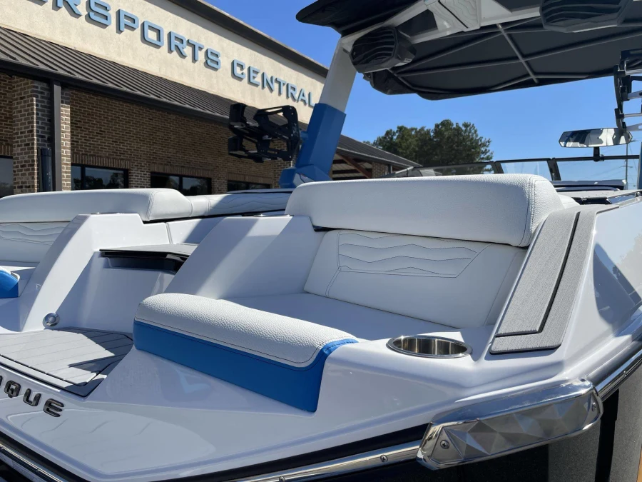 2027-nautique-g23-148640-image18