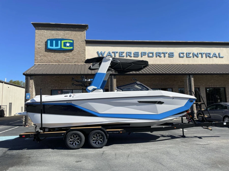 2027-nautique-g23-148640-image8