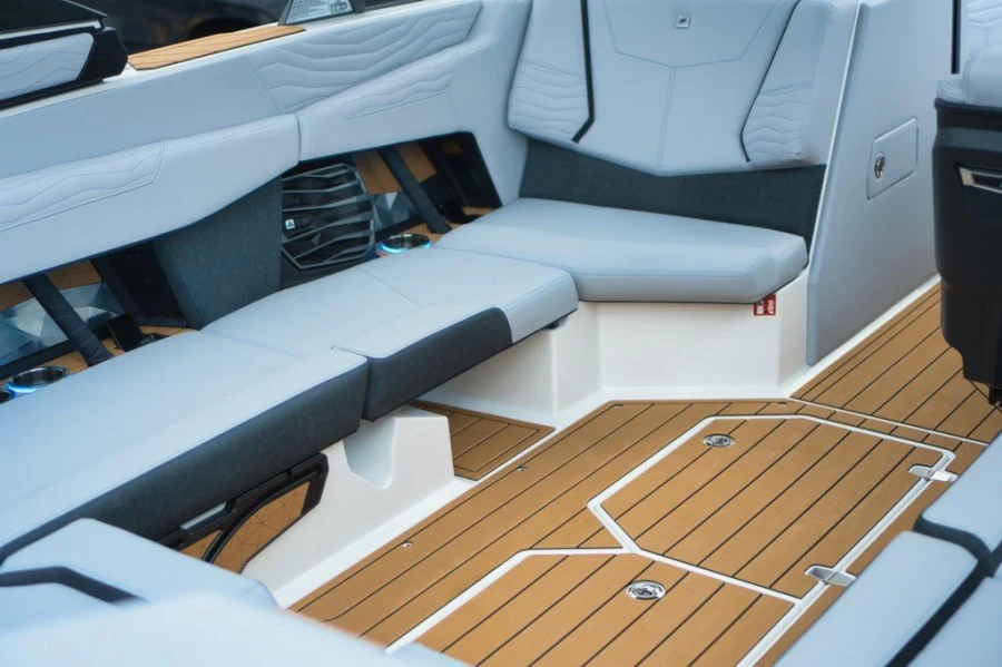 2027-nautique-g23-148641-image12