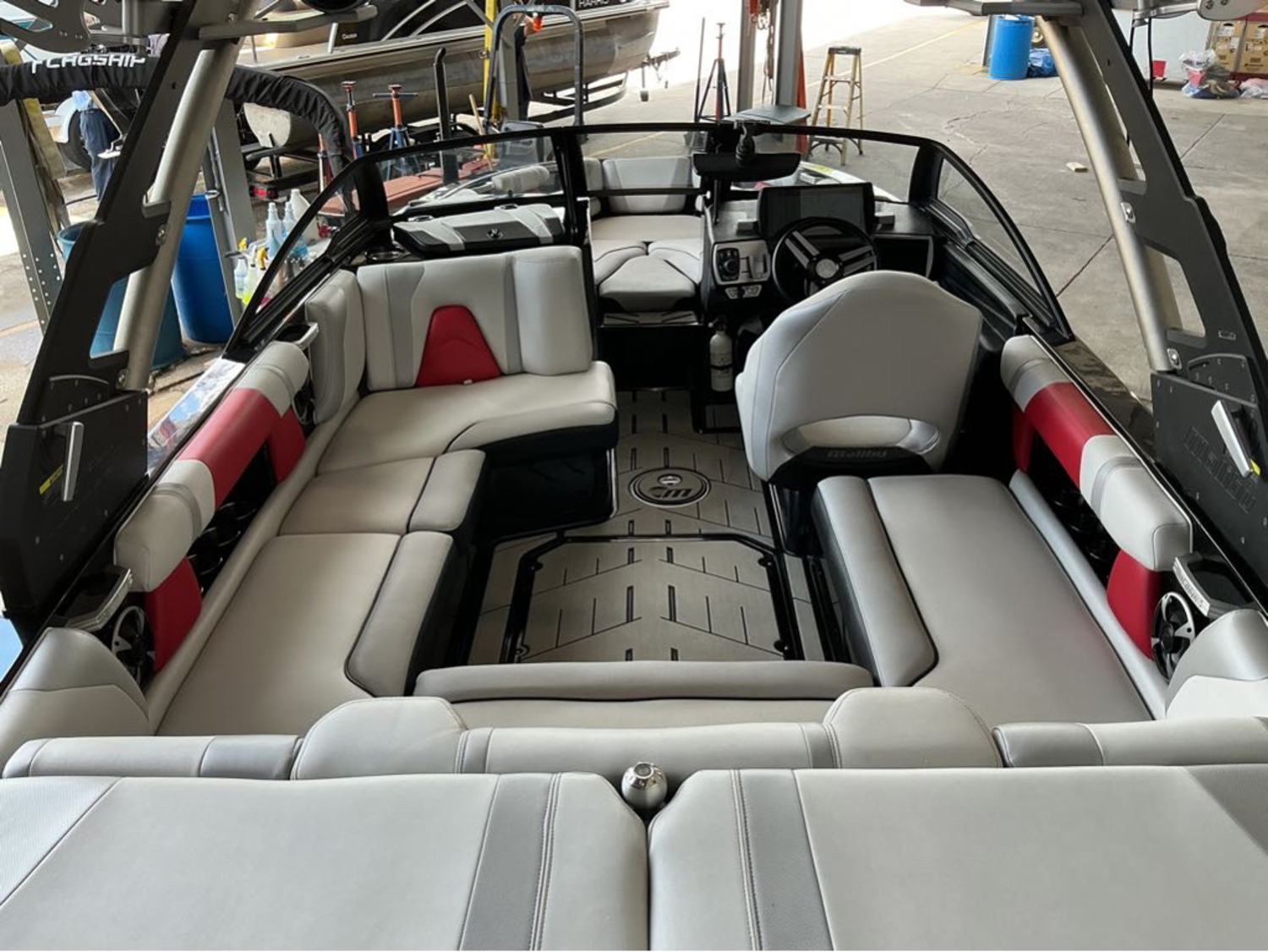 2018 Malibu Boats Wakesetter® 21 vlx