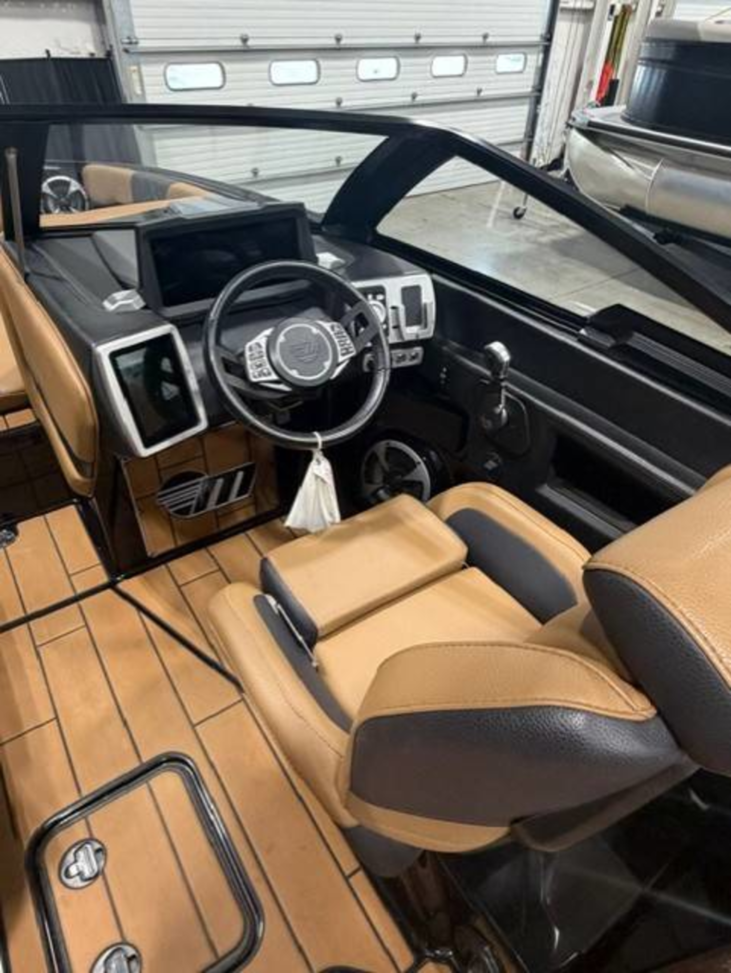 2021 Malibu 24MXZ