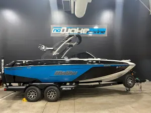 2021-malibu-wakesetter-22-lsv-148649-image1
