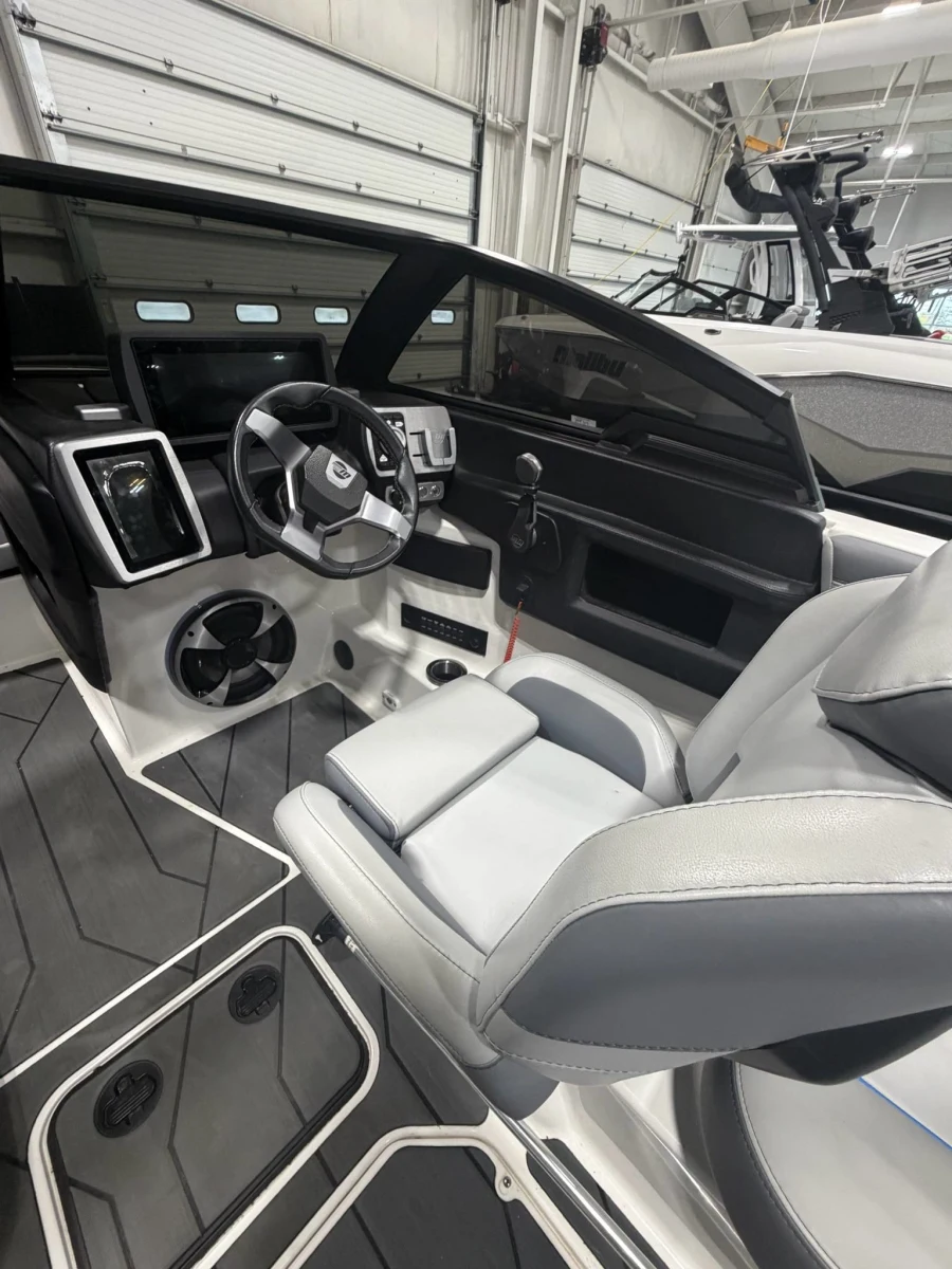 2021-malibu-wakesetter-22-lsv-148649-image7