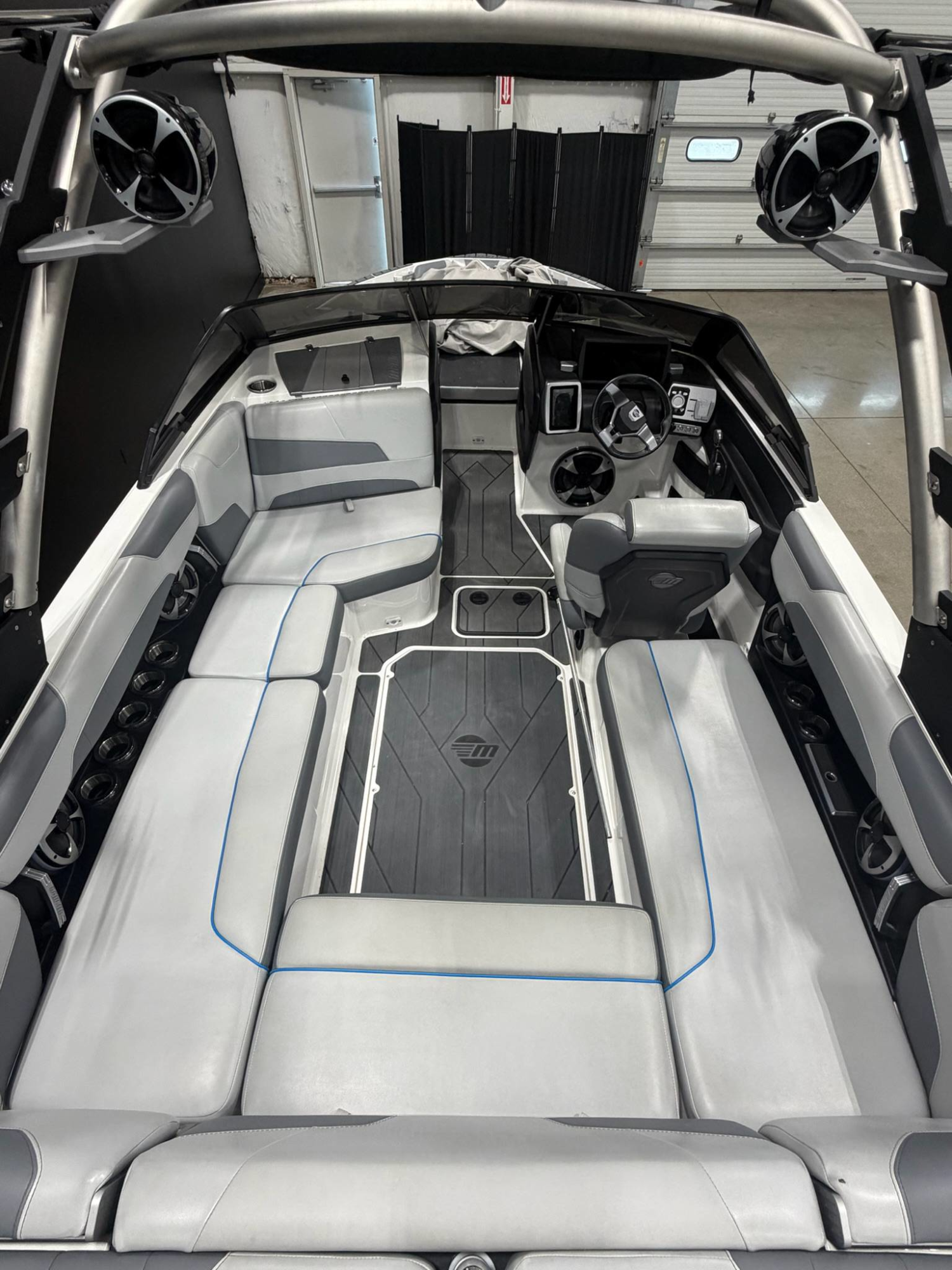 2020 Malibu 22LSV