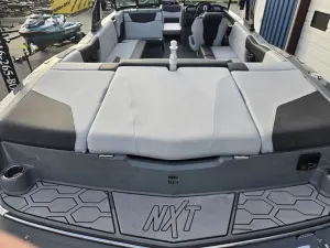 2022-mastercraft-nxt24-148652-image10