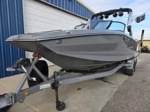 2022-mastercraft-nxt24-148652-image3