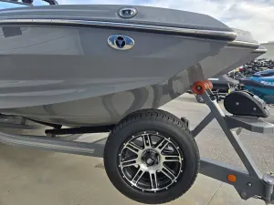 2022-mastercraft-nxt24-148652-image5